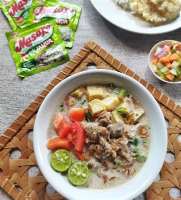  Soto Betawi, Umami Bomba Zindeksowana W Pikantem Kokosowym Soku!